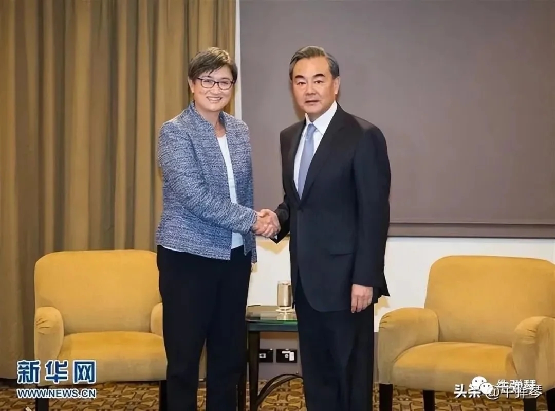 12月20日,一位非常特殊的女外长来到中国