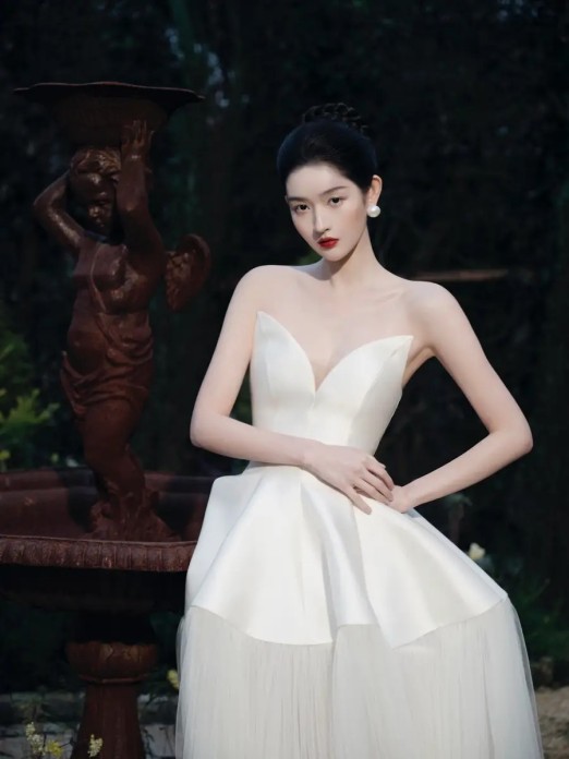 儿科医生江云：从救死扶伤到兼职送外卖的无奈转身