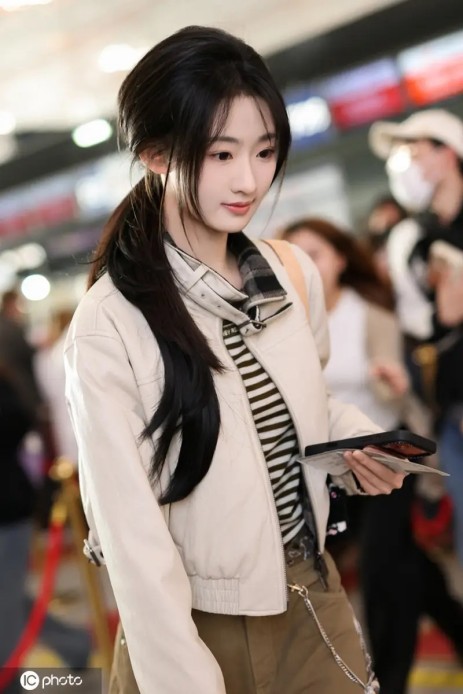 冯德伦谈舒淇生育意愿：可领养，不用太努力