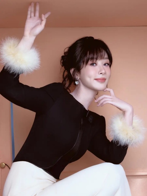 “烂脸”的年轻人，买爆药妆