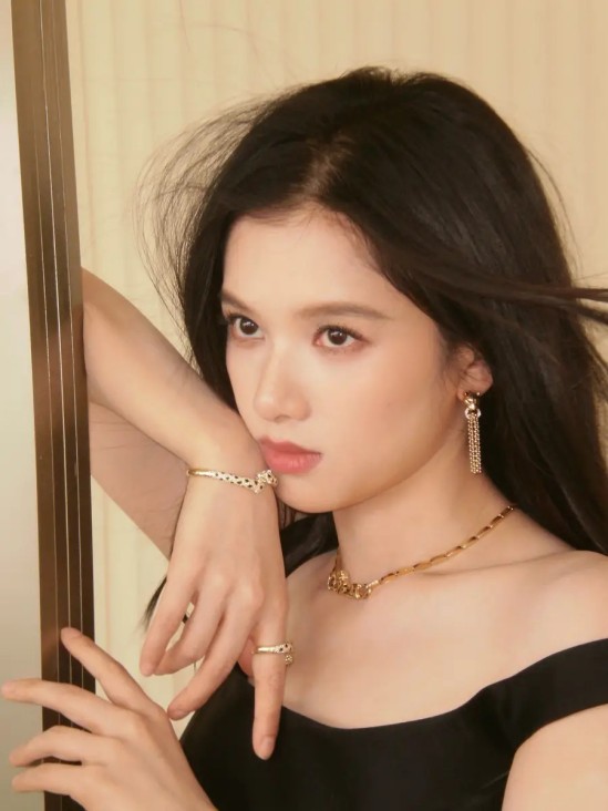 孙怡董子健8岁女儿英语惊艳：从