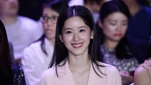 苏晓彤从“女鹅”爆改唐风王妃！《御赐小仵作2》预热即炸场，原班人马再冲爆款