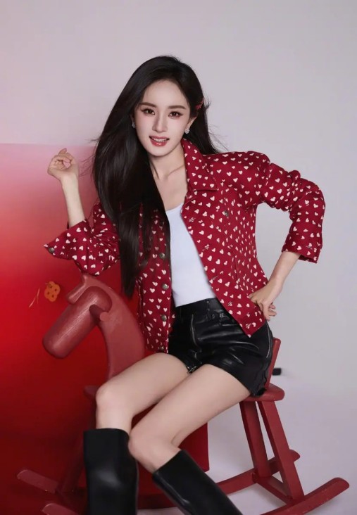 飞机小作坊里的肾上腺素奇迹：从红牛RB22揭幕看Zivko Edge 540的传奇